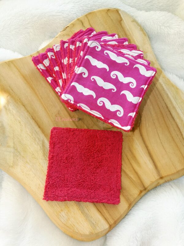 Lingettes lavables moustaches rose