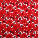 Rouge bonnets et chaussettes