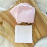Lingettes lavables étoiles blanche fond rose pale