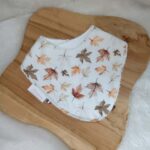 Bavoir Bandana Feuilles Automnales
